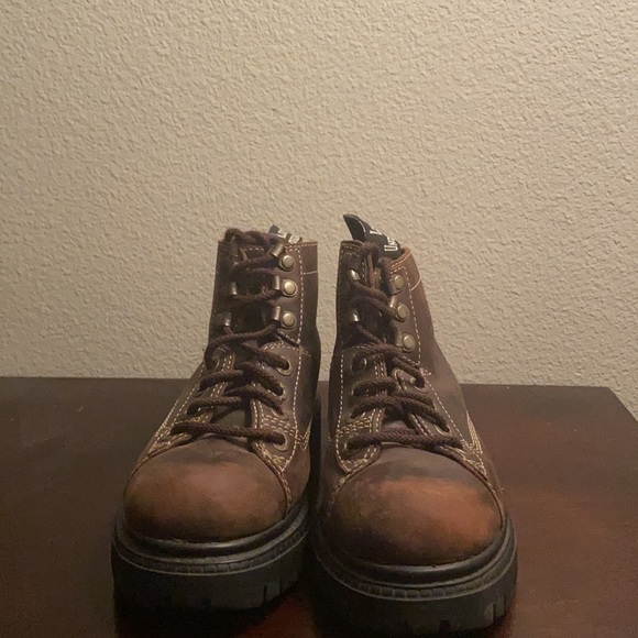 Boots - Picture 2 of 2